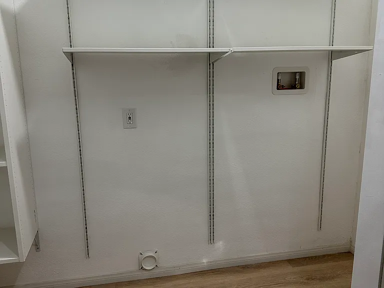 11440 Lambert Ave — Photo 4