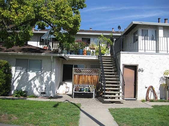 1st image of 680 W Valley Dr APT 2