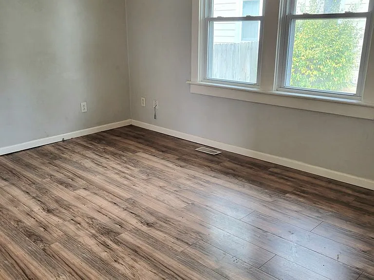 450 Hamilton Ave — Photo 4