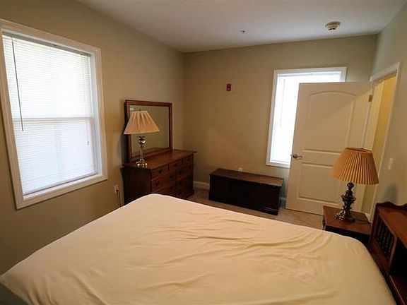 5th image of 2 Mayflower Ave #103A