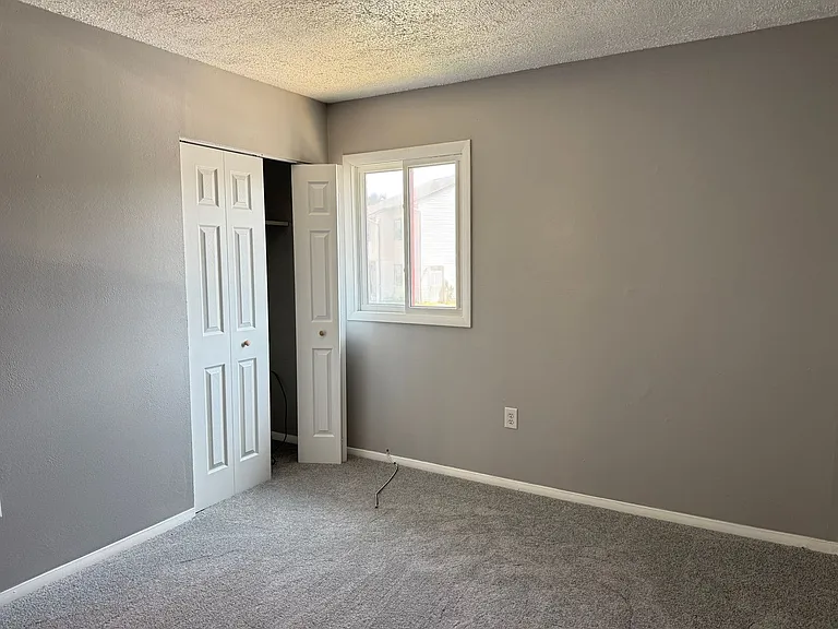 359 Greenland Dr — Photo 14