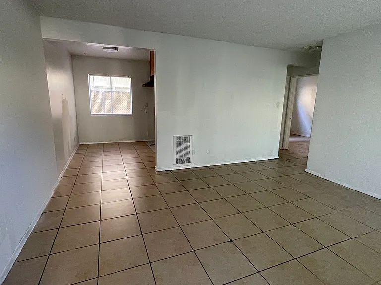 9330 Artesia Blvd #4 — Photo 16