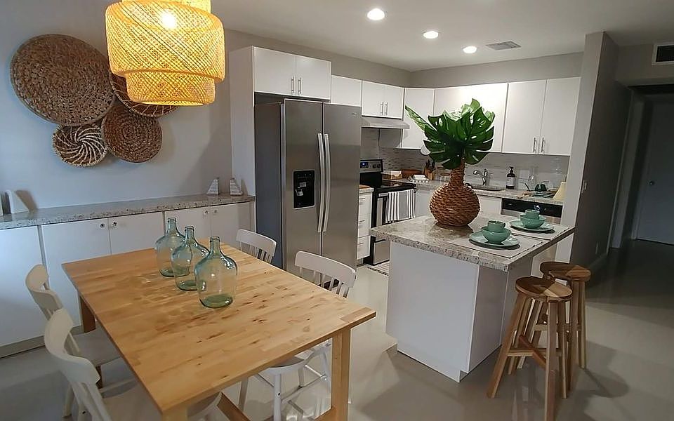 1st image of 1401 SW 134th Way APT 405C