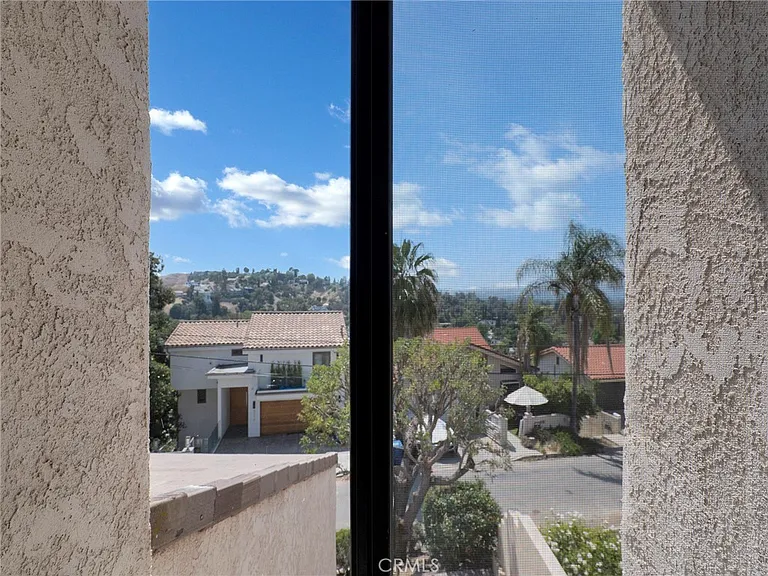 5214 Calatrana Dr — Photo 10
