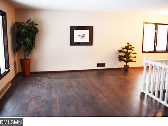2nd image of 6275 Kerry Ln NE