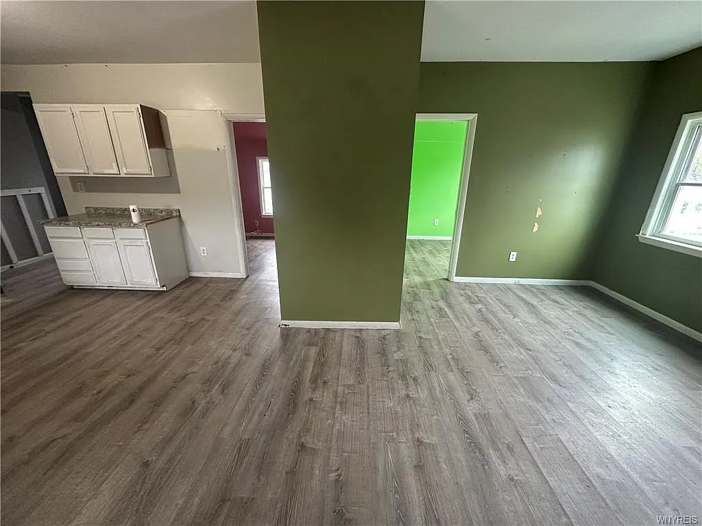 2 bed, 1000 sqft, $1,200 — Photo 4