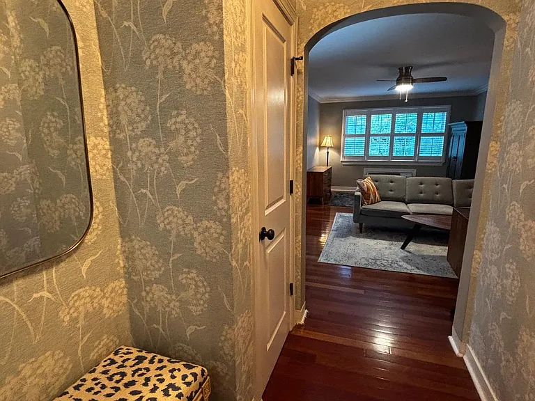 820 S Washington St #226 — Photo 2