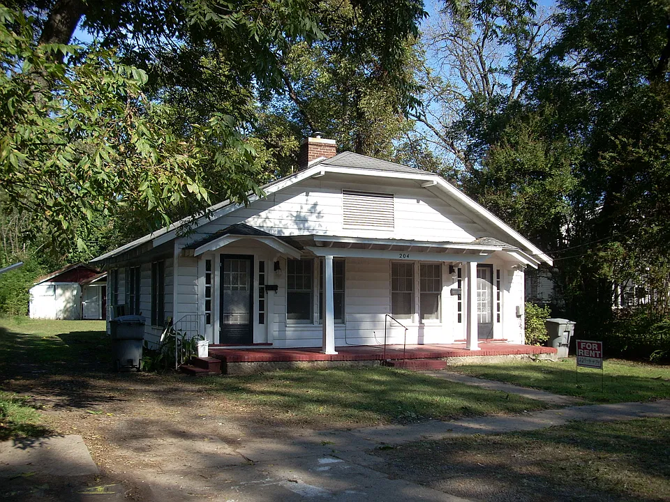 204A Oak St