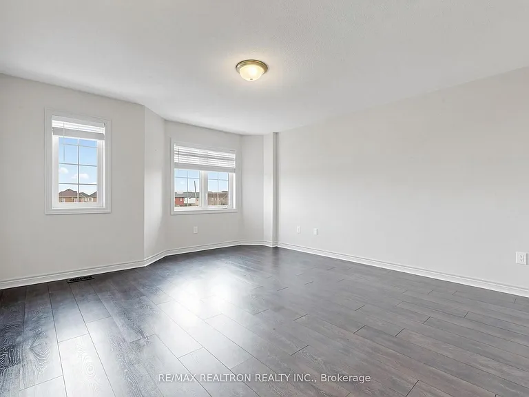 59 Jevons Dr — Photo 18