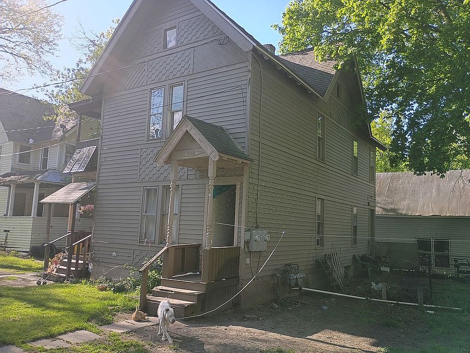 2nd image of 22-5 Woodside Ave