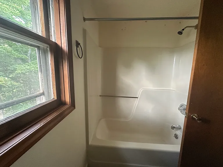 44 Gillis St #G — Photo 18