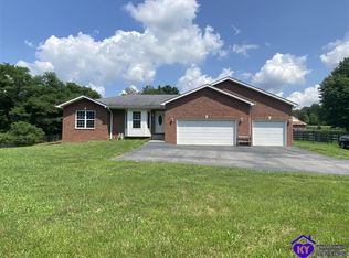 2578 Sportsman Lake Rd, Elizabethtown, KY 42701