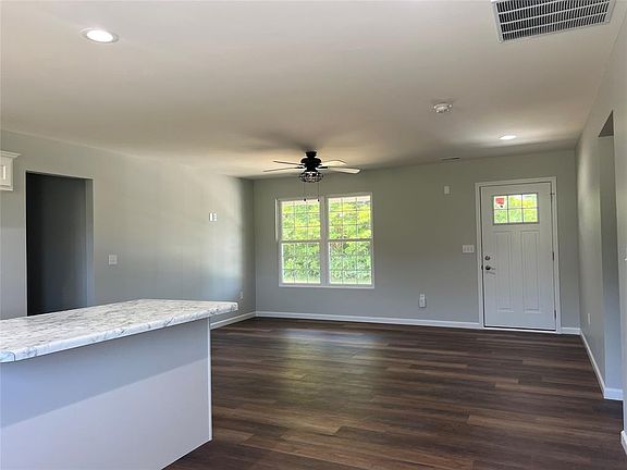 5th image of 1432 NE Cayuga Trl