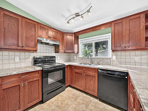 4th image of 4628 W Verona Dr NW