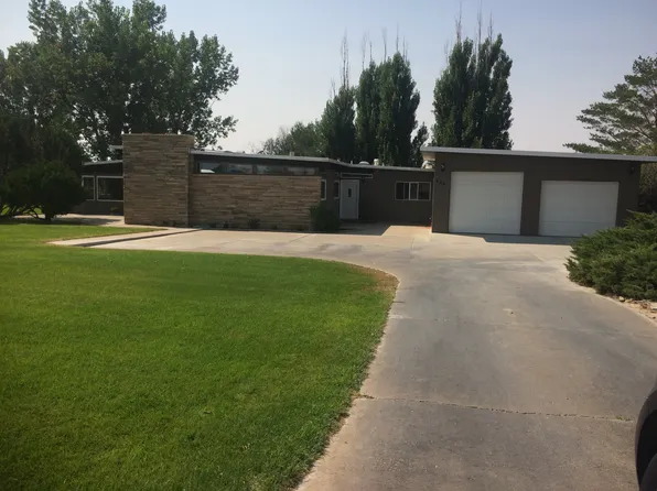 428 Sunset Dr, Worland, WY 82401