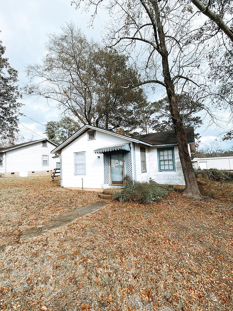 1028 S Brundidge St, Troy, AL 36081 Zillow