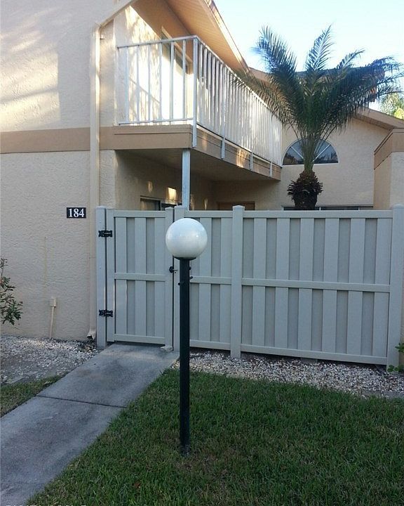 1st image of 13131 Whitehaven Ln S #184