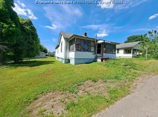 135 137th St, Charleston, WV 25315