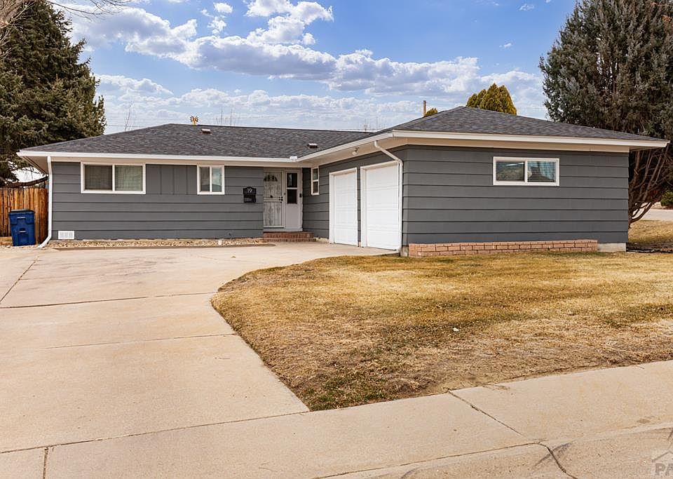 1st image of 19 Bruce Ln