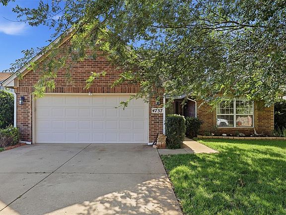 2nd image of 4737 Hemlock Cir