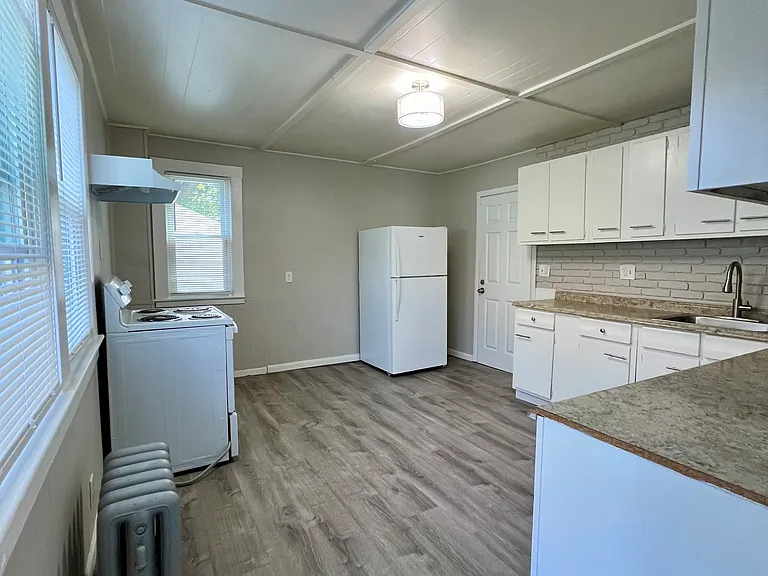 53 Eloise St #51 — Photo 4