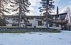 Anchorage Four BR 2.5 BA, LOWER HILLSIDE on a .42 Acre Groomed