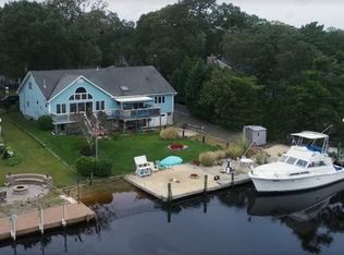 608 Twin River Dr, Forked River, NJ 08731
