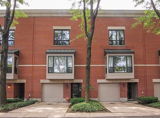 618 S Laflin St #D, Chicago, IL 60607