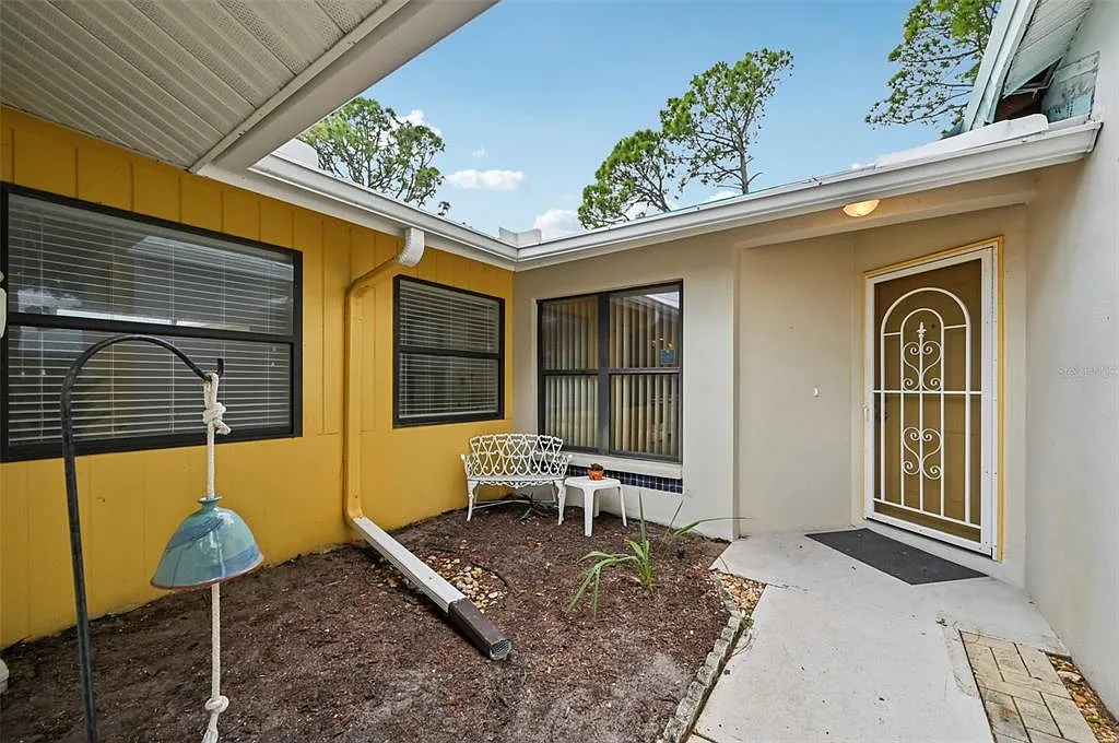 2 bed, 2.0 bath, 1555 sqft, $1,800 — Photo 3