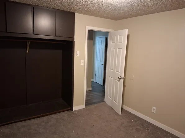 105 Florence Ave #2, Kelso, WA 98626