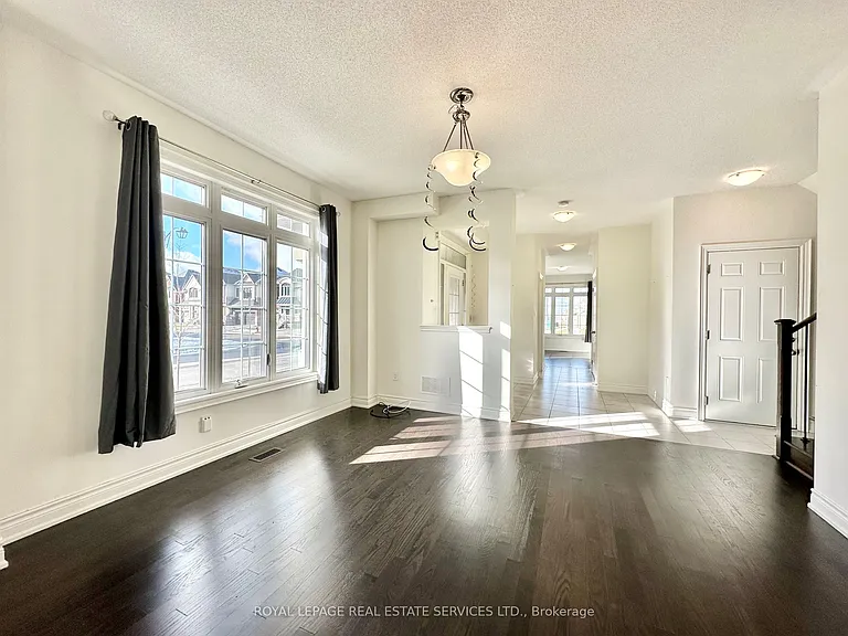 1355 Restivo Ln — Photo 9