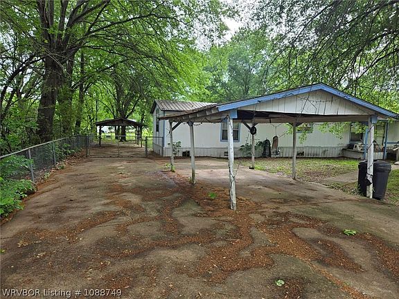 2nd image of 308 NE 5th St