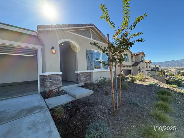 45141 Kingbird Ln, Lake Elsinore, CA 92532