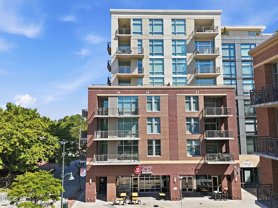 1st image of 140 W Franklin St
