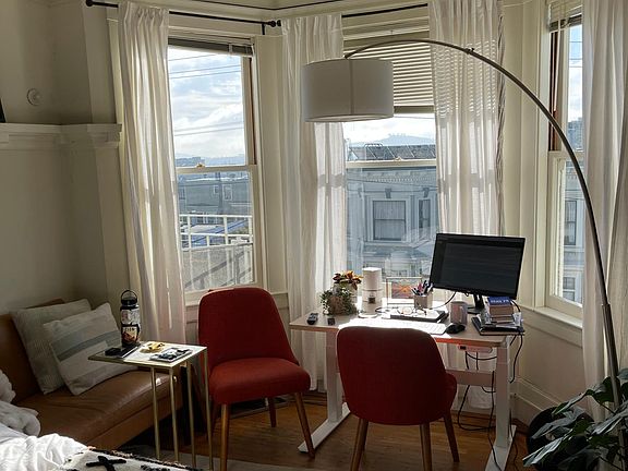 4th image of 401 Steiner St #12