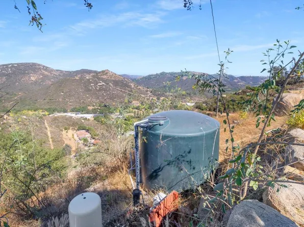 3020 Joni Ln, San Marcos, CA 92069