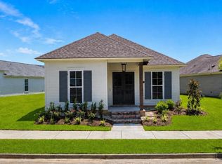4063 Memorial Sq, Zachary, LA 70791