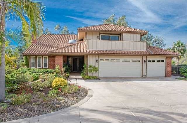Lovely Vineland Hills Home