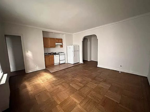 3rd image of 111-14 76th Ave #5E