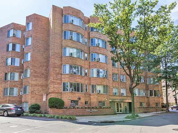 Conveniently Located Apartments in DC