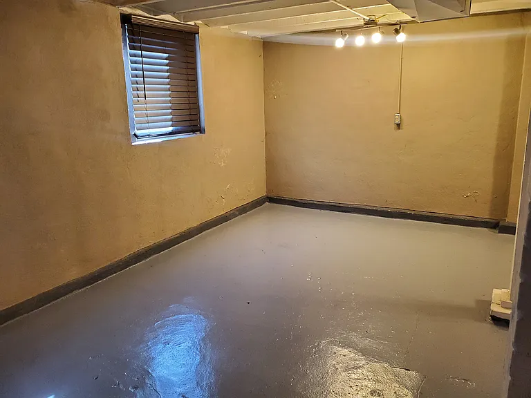 3558 Jones St — Photo 22