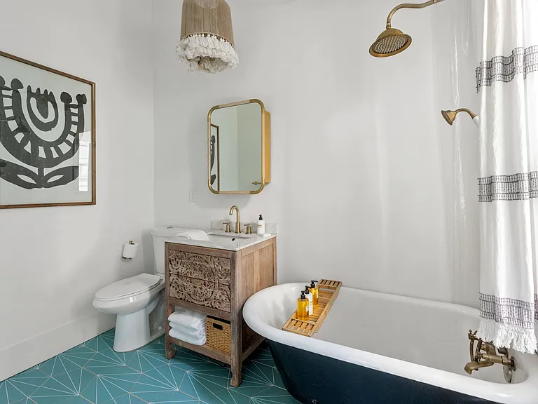 799 Charles Allen Dr NE #1 — Photo 15