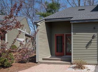 108 Fairway Vlg, Leeds, MA 01053
