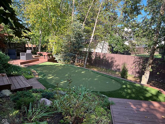 2nd image of 15138 Porchester Dr