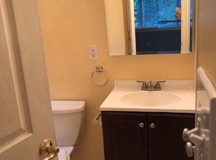 11814 College View Dr, Silver Spring, MD 20902