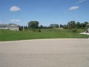 2nd image of 1502 Stoneridge Ct
