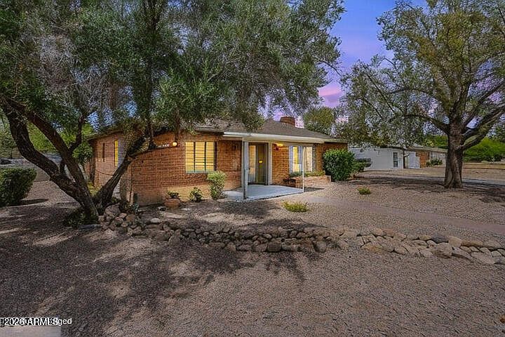 1st image of 1322 W FLOWER Street