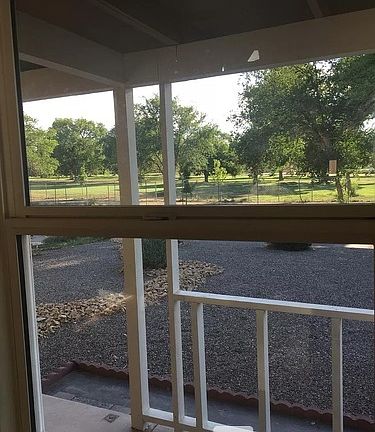 4th image of 1304 Stanford Dr NE