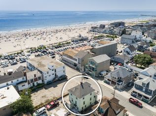 4 L St #Up, Hampton, NH 03842