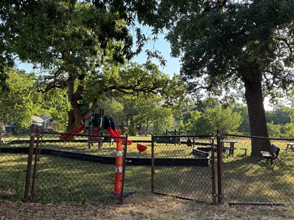 1503 Lee Ave, Fort Worth, TX 76164